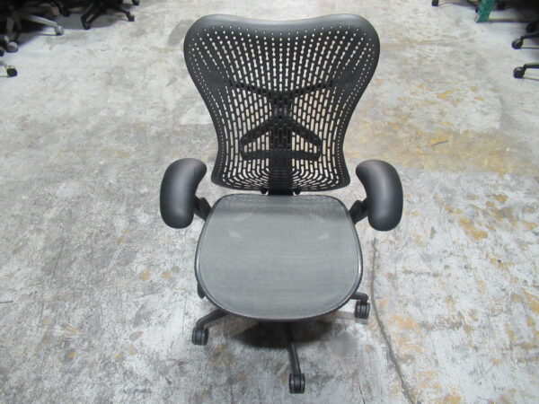 Herman Miller Mirra - Image 3