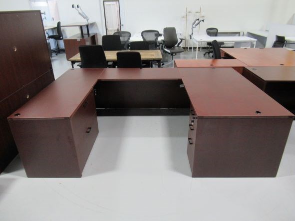 Cherryman Left U-Shape Mahog – Office Furniture 911