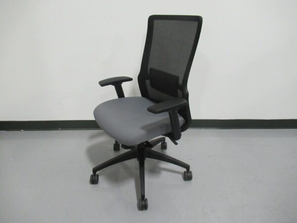SOI-Novo Highback Task Chair w/lumbar