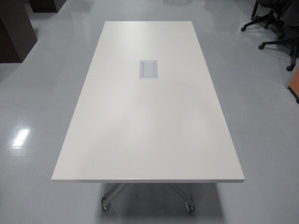 Haworth Flip-Top Training Table w/ powered grommet - Image 3