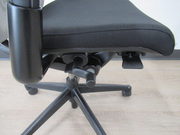 #6 Featured Item - Haworth "Zody" Task Chair - Image 5