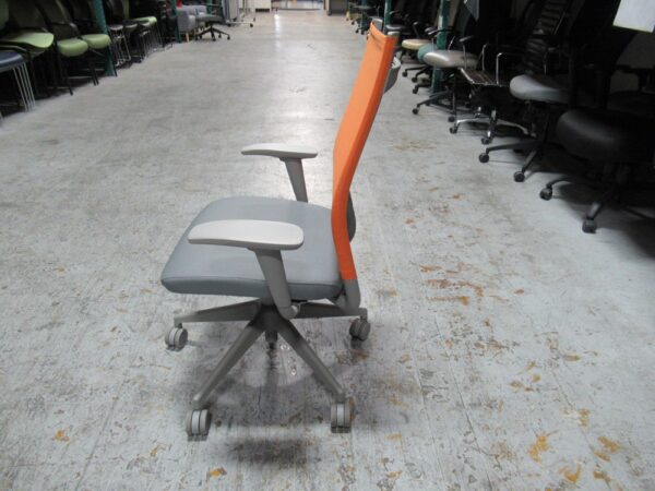 Sit On It -Wit - Mesh Back Task Chair - Image 3