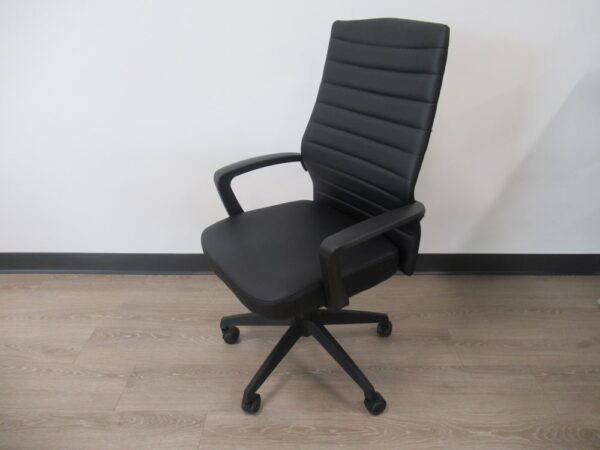 Corp Design "Arte" Task Chair - Black